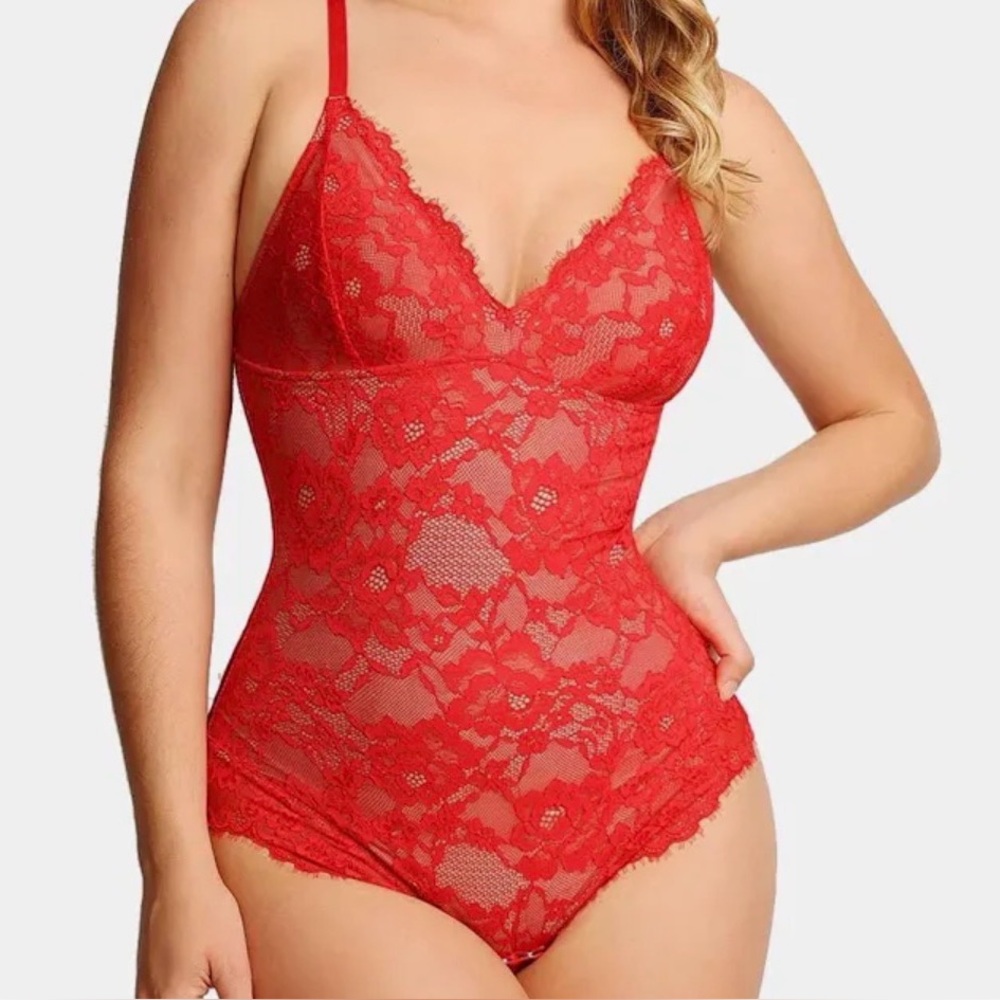 Popilush Red Lace Bodysuit (NWT) size small